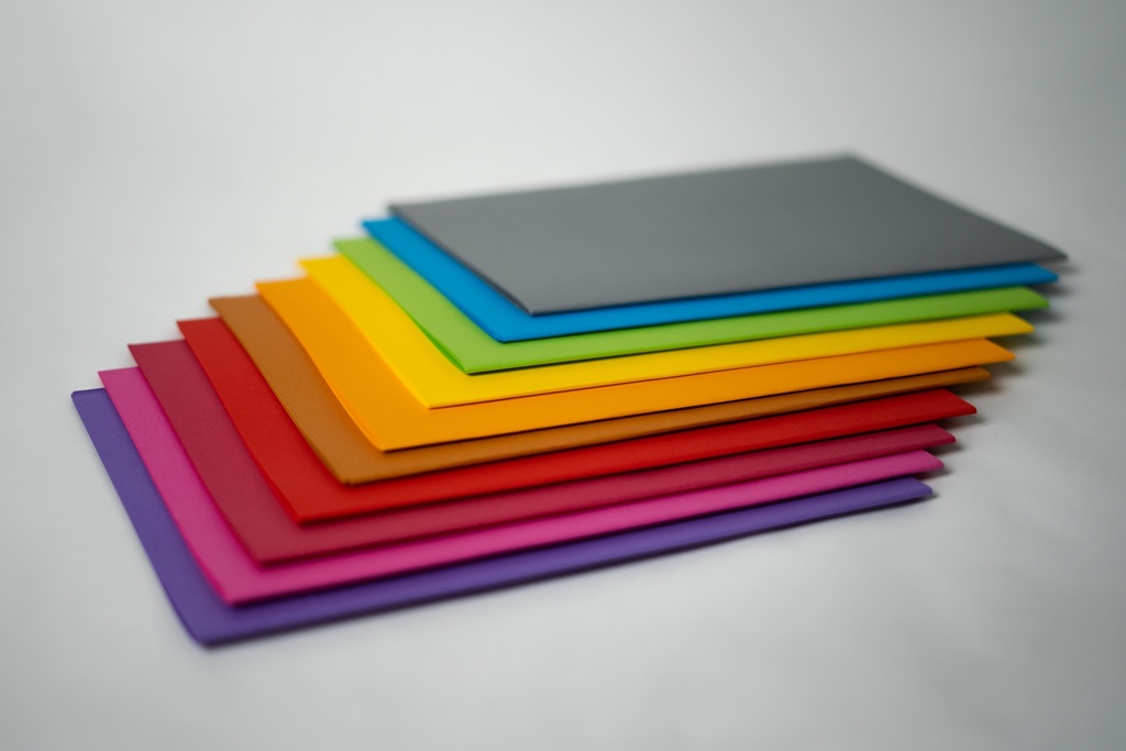 SOUS-CHEMISES 80G - 22 X 32 CM - LOT DE 100 - ASSORTI