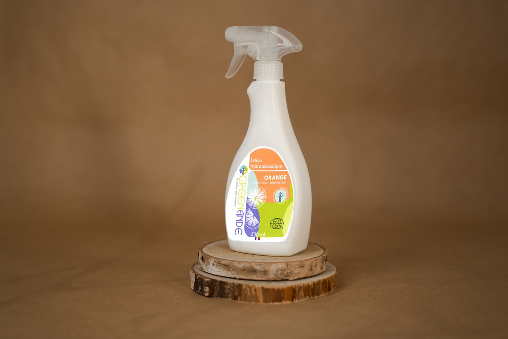 NETTOYANT DESINFECTANT NATUREL MULTI-SURFACES + POMPE - 500 ml