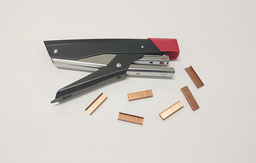 [F012] BOITES DE 1 000 AGRAFES - 4 MM BB 8/4 - LOT DE 5